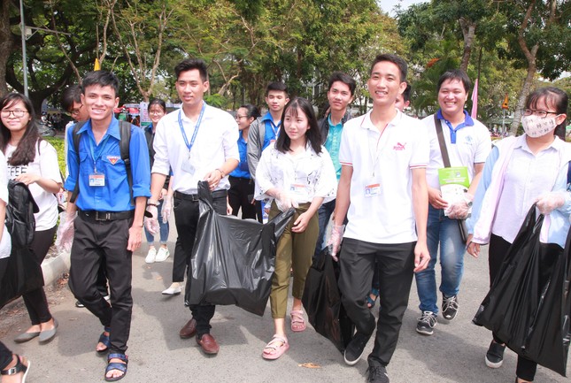 Trường Đại học Cần Thơ sôi động với các hoạt động hưởng ứng cuộc thi về môi trường ảnh 8