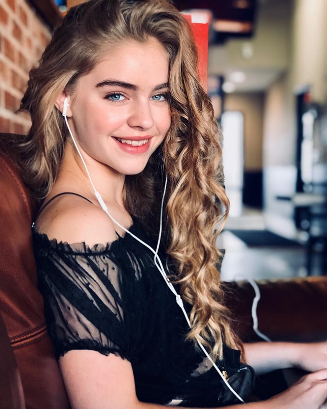 4 hot teen mới 13 tuổi đã nổi tiếng trên mạng xã hội ảnh 8