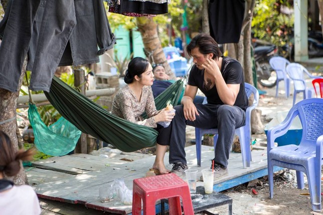 Lý do gì khiến phim bộ phim truyền hình "Kẻ ngược dòng" bất ngờ bị VTV ngừng chiếu? ảnh 2