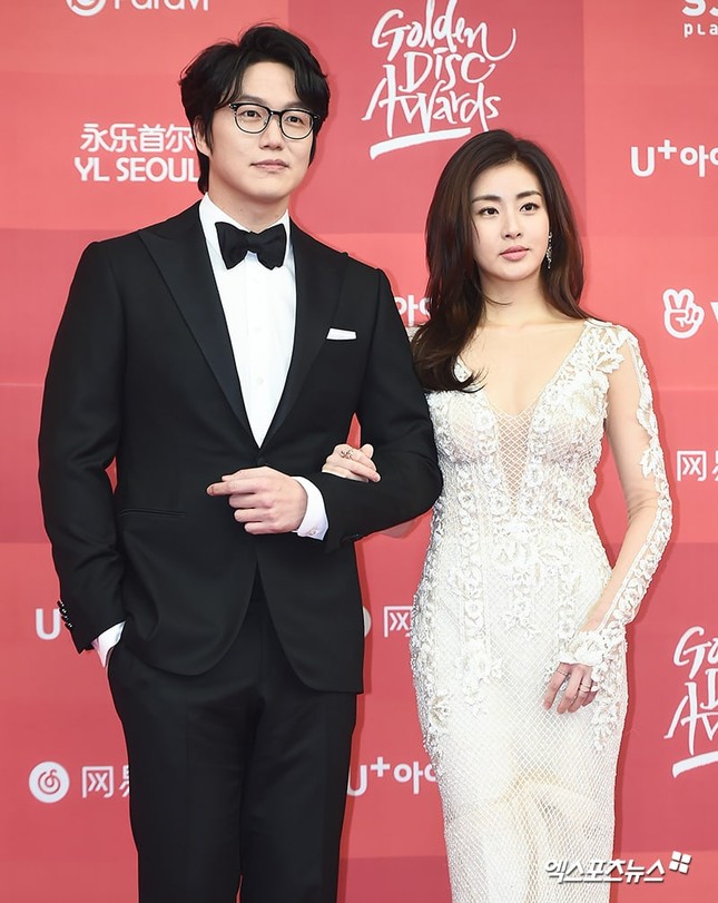 Nhộn nhịp thảm đỏ "Golden Disc Awards 2019" ngày thứ hai ảnh 1