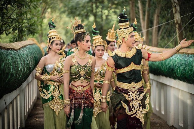 Phim Thái Lan "Nữ Thần Rắn 2" chính thức trở lại sau cái kết bi thảm ảnh 1