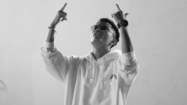 Mới đầu năm mới, Rhymastic đã khiến fan tò mò với bản rap có tên gọi khá lạ ảnh 4