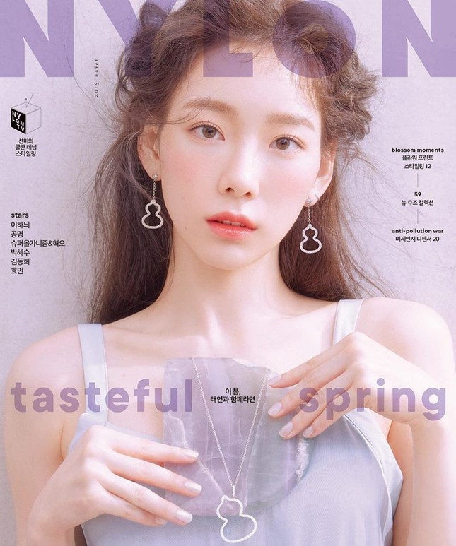 "Thánh hack tuổi" Taeyeon (SNSD) xinh đẹp như idol tuổi teen trên bìa tạp chí Nylon ảnh 1