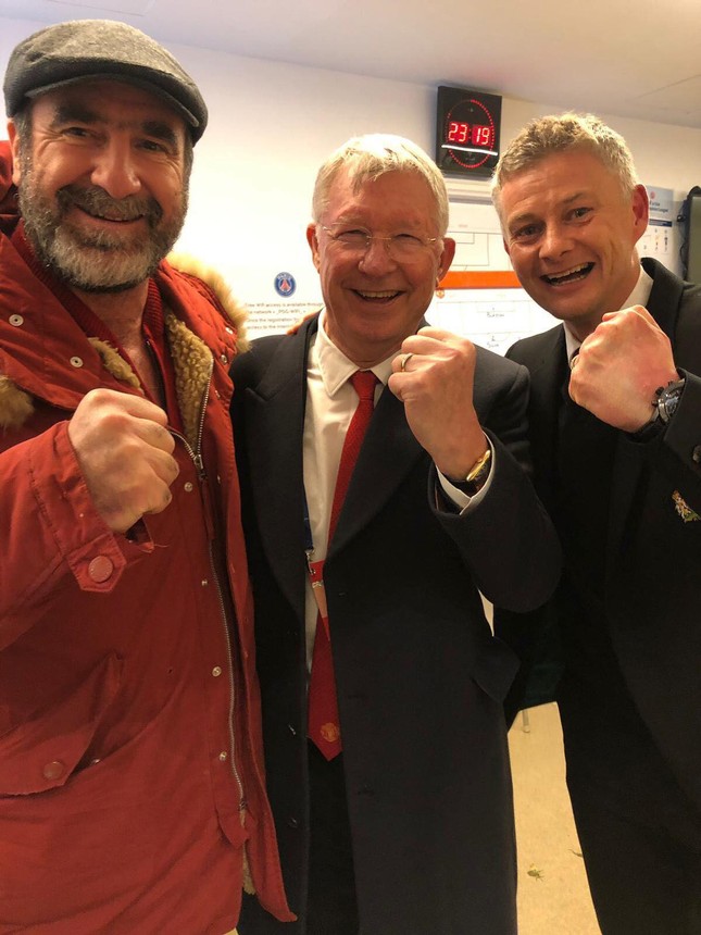 Manchester United ngược dòng kì vĩ: Hơn 2000 ngày cho một đêm vui! ảnh 7