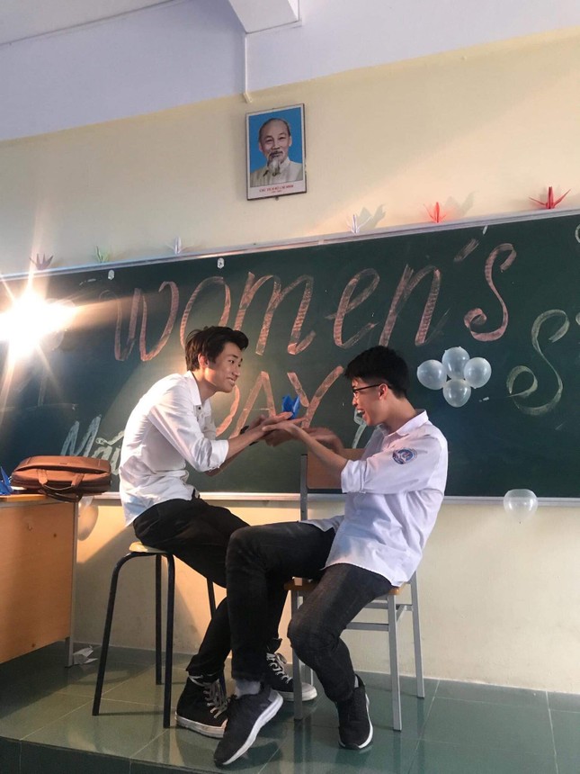 Hậu 8/3: Các chàng trai đã làm gì cho các cô gái lớp mình và… cho mình thế? ảnh 4