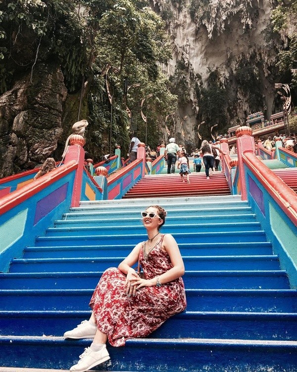 12 năm xuất hiện 1 lần, bậc thang cầu vồng ở "thánh địa tôn giáo Hindu" trở thành "hot-trend" ảnh 3