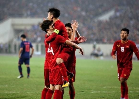 Cách ăn mừng bàn thắng cực đáng yêu của U23 Việt Nam: Ai ghi bàn thì người đó cõng Hải! ảnh 7