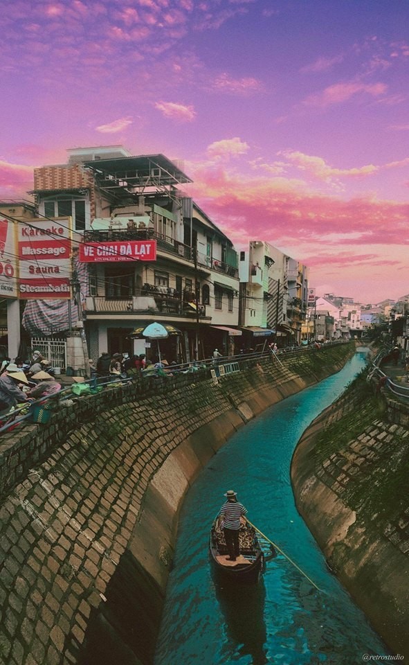 Xôn xao trước nơi được gọi là "tiểu Venice giữa Đà Lạt": Chỉ là chỉnh ảnh quá đà? ảnh 2