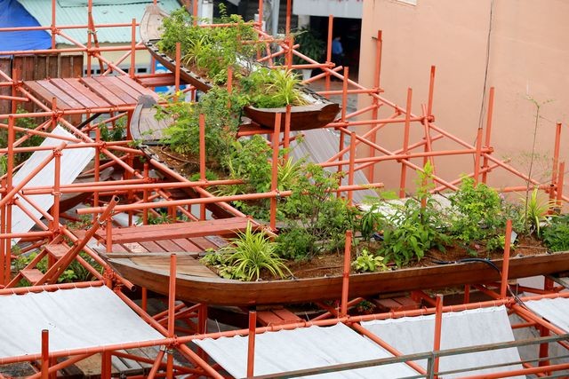 Quán cà phê giàn giáo độc đáo ở Sài Gòn ảnh 8