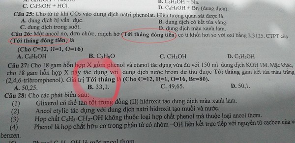 Thầy giáo lồng ghép thông điệp bất ngờ vào bài kiểm tra khiến nhiều học sinh "ngã ngửa" ảnh 1