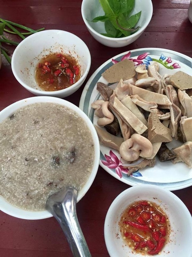 Thời tiết Hà Nội mát mẻ đẹp nao lòng, sao không tranh thủ đi làm bát cháo ảnh 12