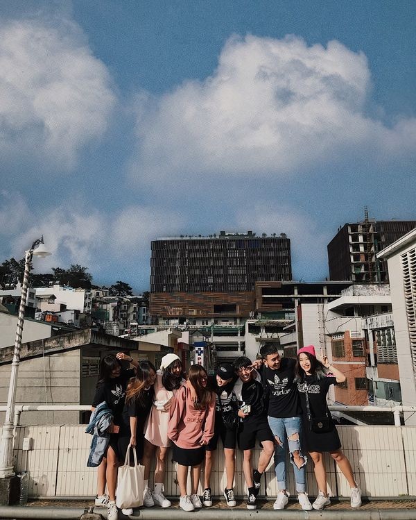 Xuất hiện bậc thang cầu vồng rực rỡ sắc màu tại khu vực "Hongkong bên hông Đà Lạt" ảnh 3