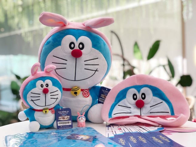 "Binh đoàn" Pikachu đáng yêu bất ngờ xuất hiện gây "náo loạn" trung tâm thương mại tại TP.HCM ảnh 13