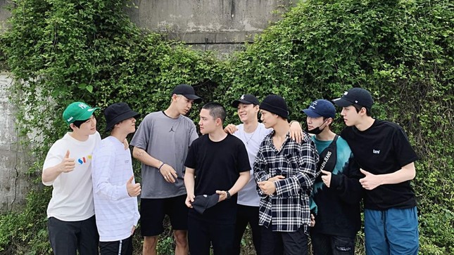 D.O. (EXO) tạm biệt các fan bằng ca khúc mới khi chính thức nhập ngũ vào hôm nay ảnh 5