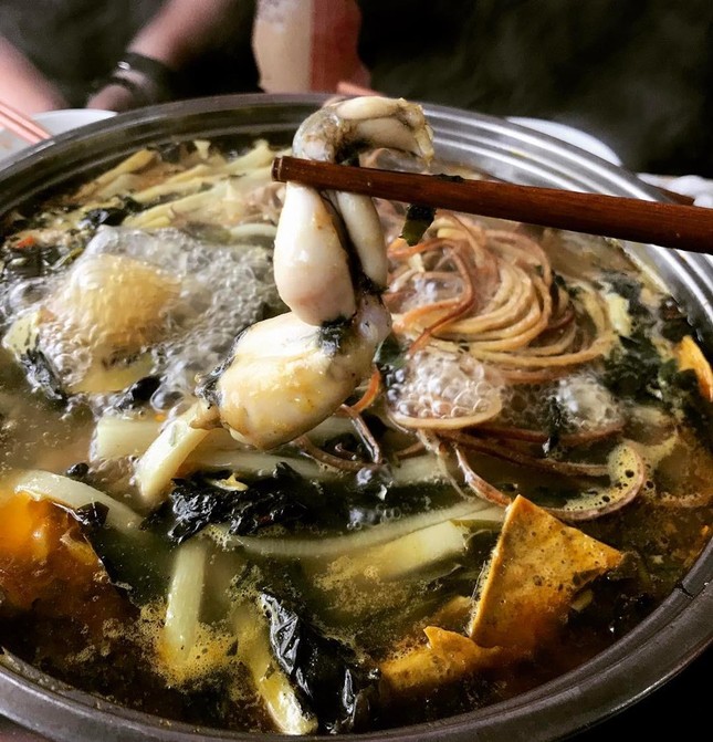 Ăn gì ở Hà Nội khi trời mưa bão? ảnh 6
