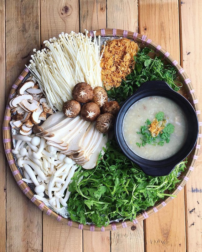 Ăn gì ở Hà Nội khi trời mưa bão? ảnh 8