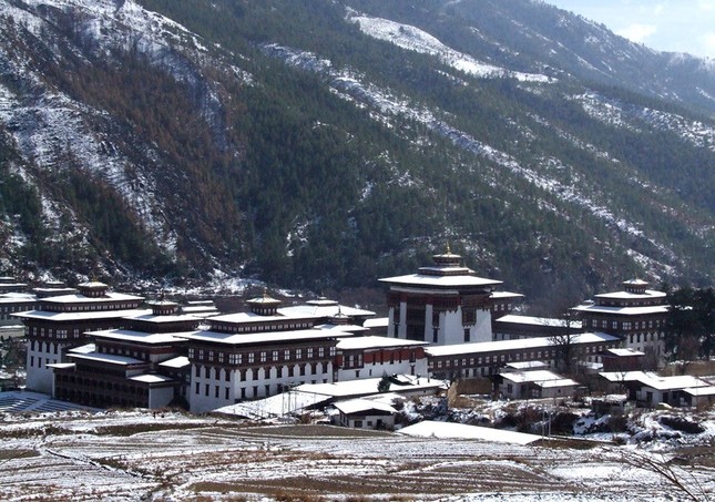 Mùa tuyết rơi tại quốc gia hạnh phúc Bhutan ảnh 8