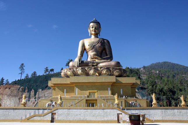 Mùa tuyết rơi tại quốc gia hạnh phúc Bhutan ảnh 23
