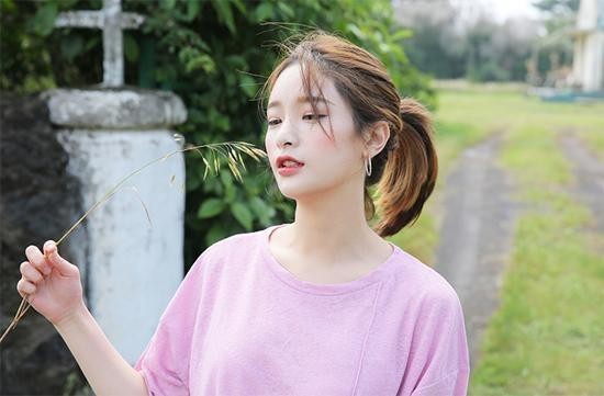 Những cách "chữa cháy" mái tóc bết dính trong ngày Đông lạnh ảnh 9