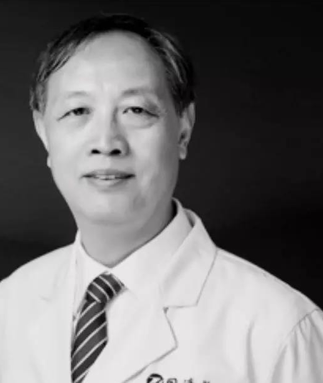 Thêm một bác sĩ nổi tiếng của Trung Quốc tử vong vì virus corona ảnh 1