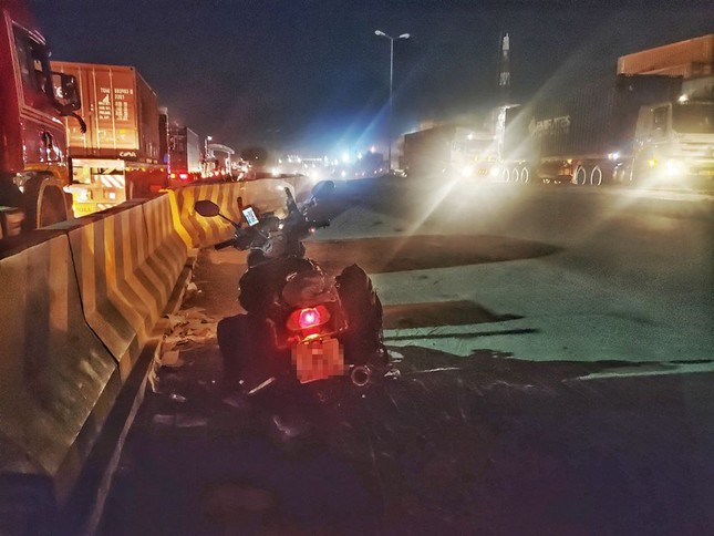 Chàng trai đặt chân đến châu Phi sau 995 ngày vòng quanh thế giới ảnh 4