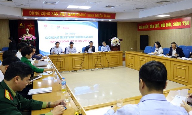 Công bố 10 Gương mặt trẻ Việt Nam tiêu biểu năm 2019 ảnh 2