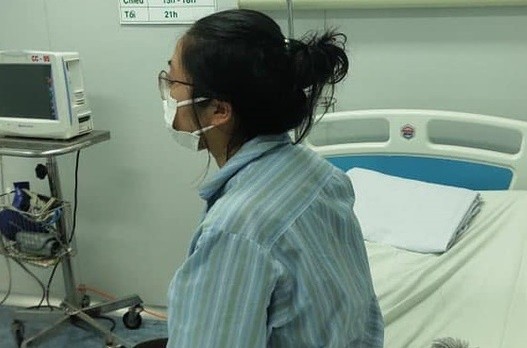 Bệnh nhân số 17 lọt được qua cửa kiểm dịch sân bay do dùng 2 hộ chiếu ảnh 1