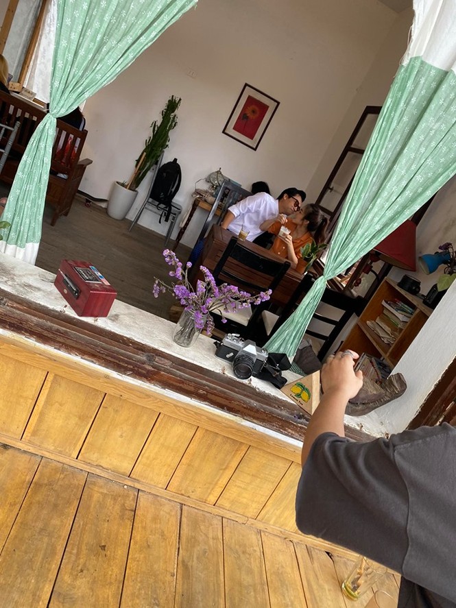 “Mr. Cần Trô” lén lút hẹn hò “Tiểu Quỳnh búp bê’, khán giả chắc giọng: “Không yêu hơi phí” - ảnh 2