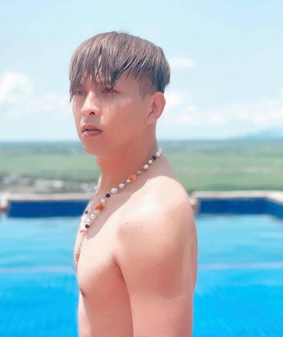 Showbiz 18/5: Lê Giang theo style Hiền Hồ, Hồng Nhung công khai bạn trai mới? - ảnh 7