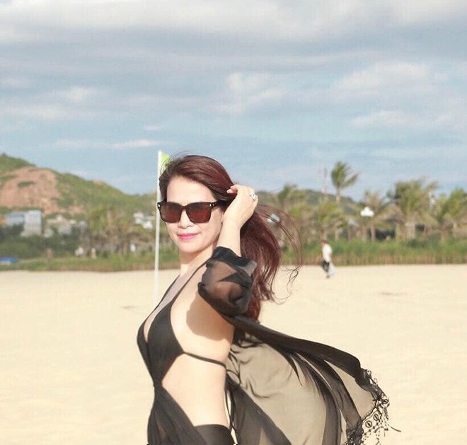 Loạt ảnh bikini của bạn gái kém 18 tuổi của nghệ sĩ Chí Trung - ảnh 6