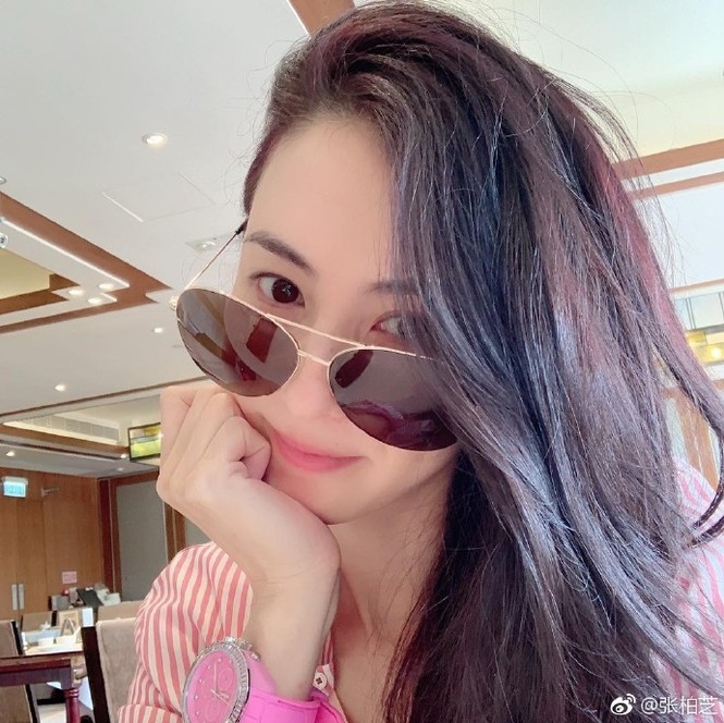 Trương Bá Chi trẻ đẹp quyến rũ bất ngờ sau sinh con thứ 3 - ảnh 11