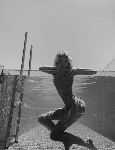 'Búp bê' Thụy Điển Elsa Hosk sắc vóc gợi tình với vòng eo 58 - ảnh 34