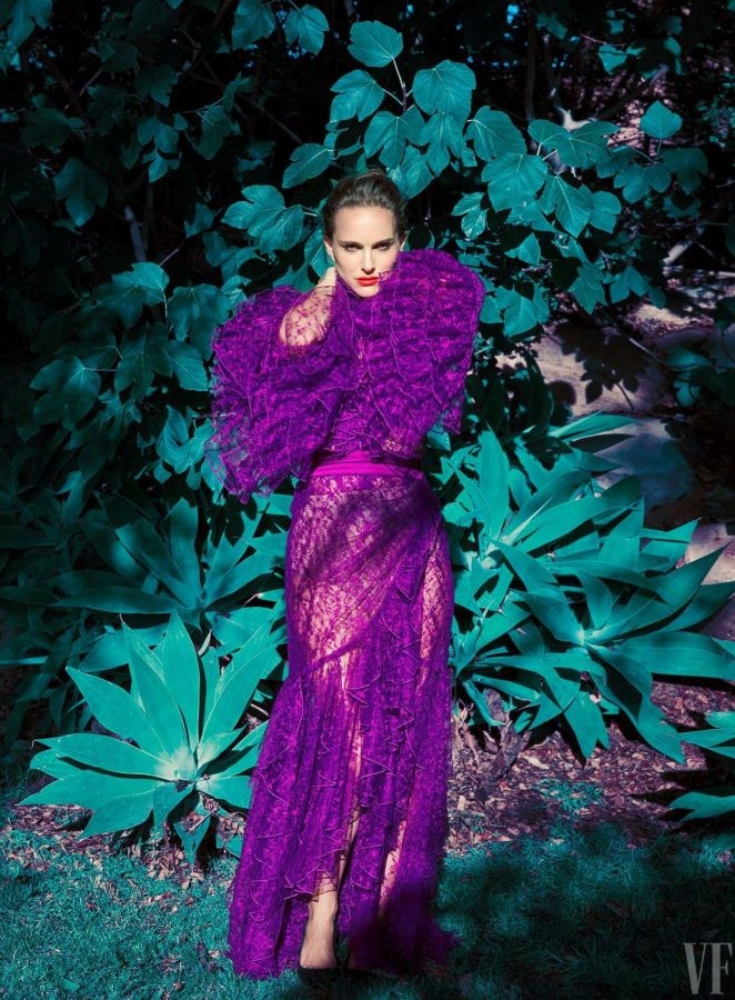 'Thiên nga đen' Natalie Portman diện đầm hở ngực quá táo bạo - ảnh 19
