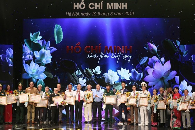 Để cái tốt bừng lên và cái xấu phải co lại - ảnh 1