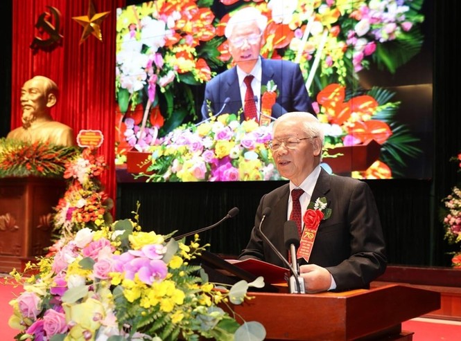 Kiên quyết khắc phục tình trạng 'học cốt để lấy bằng cấp trong Đảng và xã hội' - ảnh 1
