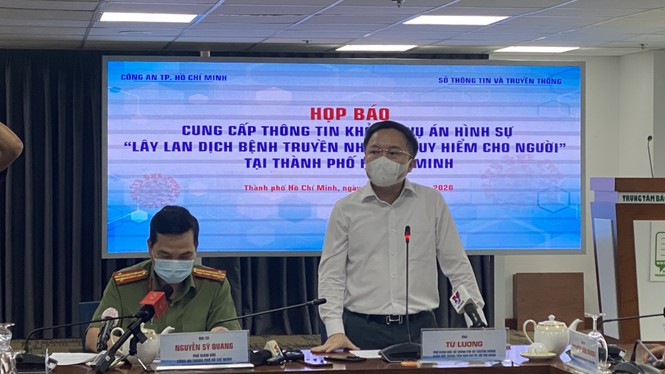 Công an TPHCM nói lý do khởi tố vụ tiếp viên hàng không làm lây lan COVID-19 - ảnh 1