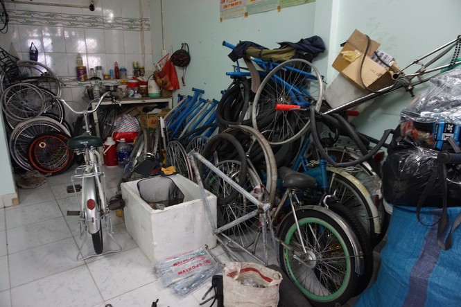 Chàng kỹ thuật viên 'hồi sinh' xe đạp cũ tặng học trò nghèo - ảnh 2