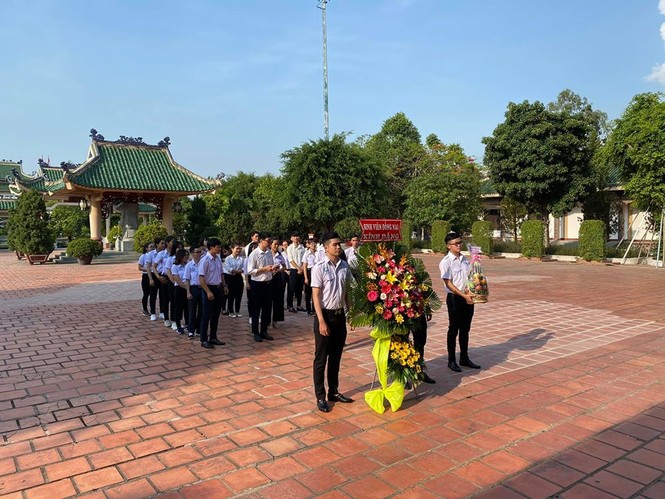 Liên hoan “Sinh viên 5 tốt làm theo lời Bác” tỉnh Đồng Nai - ảnh 2
