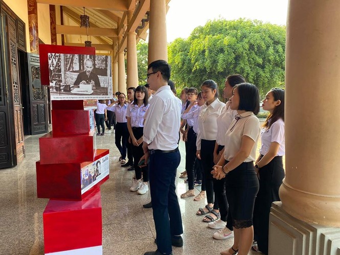 Liên hoan “Sinh viên 5 tốt làm theo lời Bác” tỉnh Đồng Nai - ảnh 6