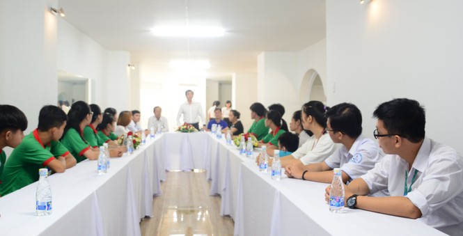 Học bổng