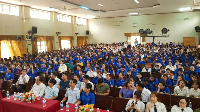 Phiên tòa giả định - ảnh 2