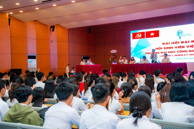 ĐH Công nghệ Đồng Nai - ảnh 7