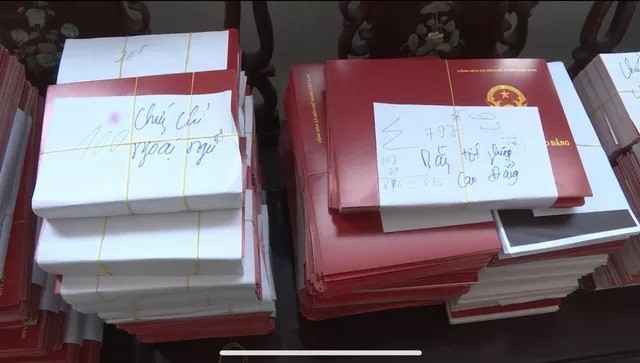 Bắt giam Phó hiệu trưởng nghi làm giả bằng tốt nghiệp THPT - ảnh 2