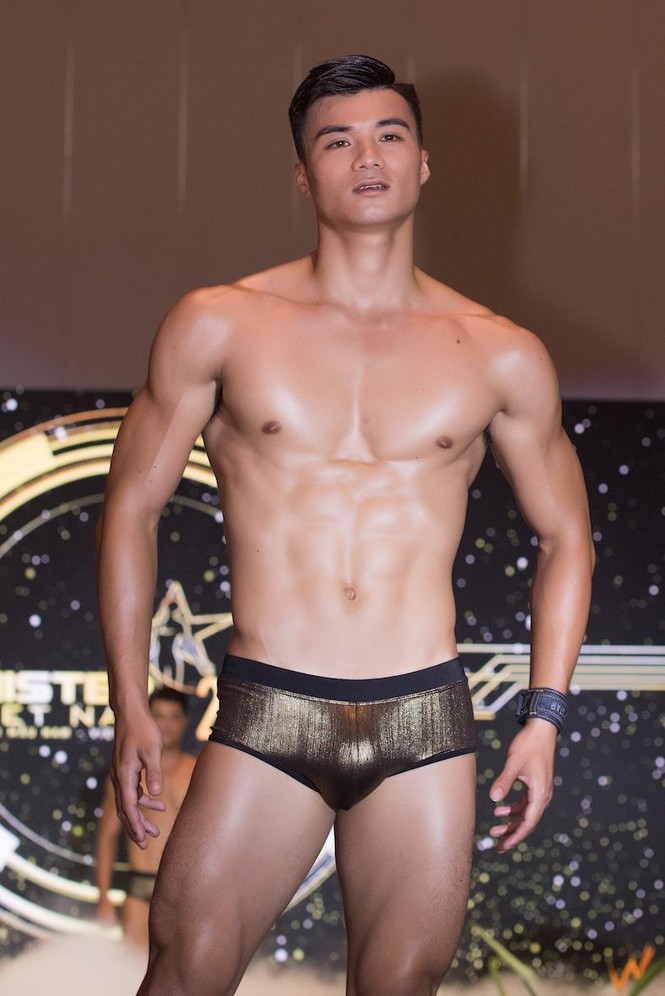 'Nhức mắt' với body chuẩn 6 múi của các thí sinh Mister Việt Nam 2019 - ảnh 15