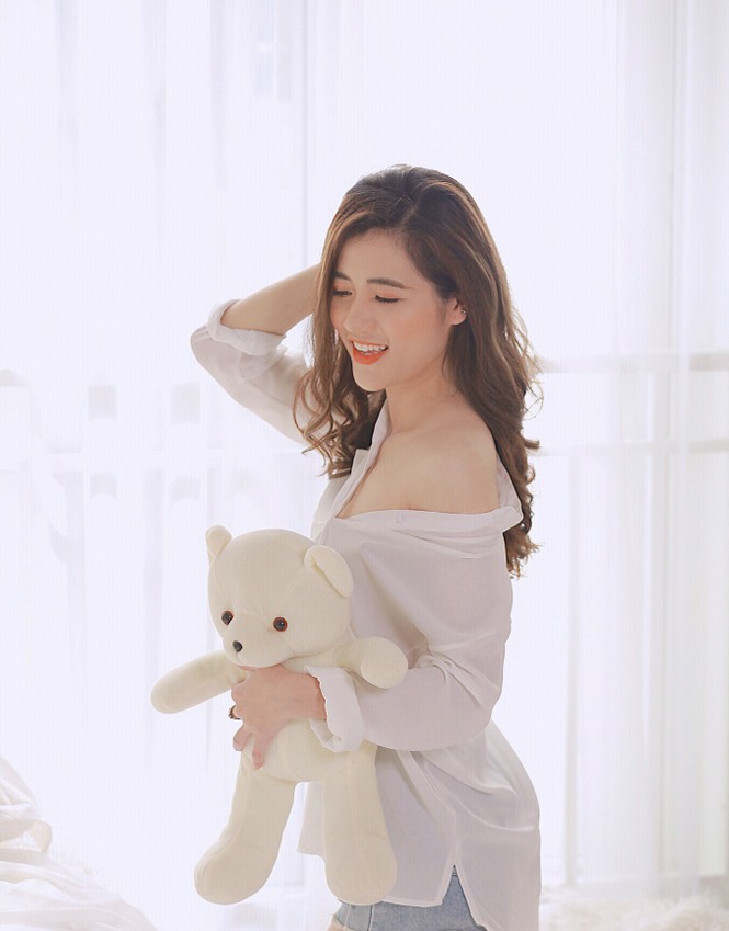 Cô giáo “hot girl” Minh Quỳnh: