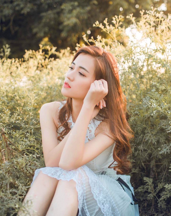 Cô giáo “hot girl” Minh Quỳnh: