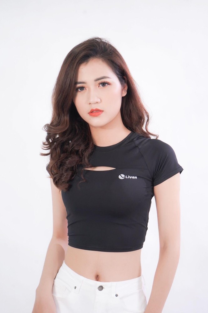 Cô giáo “hot girl” Minh Quỳnh: