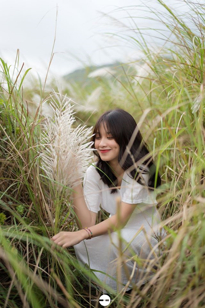 Vẻ đẹp tỏa sáng của nữ sinh đến từ miền đất đỏ bazan - ảnh 2