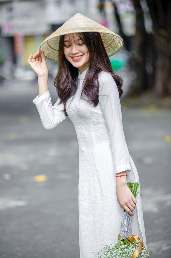 Vẻ đẹp tỏa sáng của nữ sinh đến từ miền đất đỏ bazan - ảnh 6