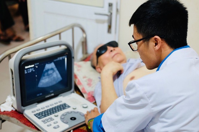 Hành trình Tháng Bảy tri ân tình nguyện của tuổi trẻ trường Đại học Y Dược Thái Nguyên - ảnh 2